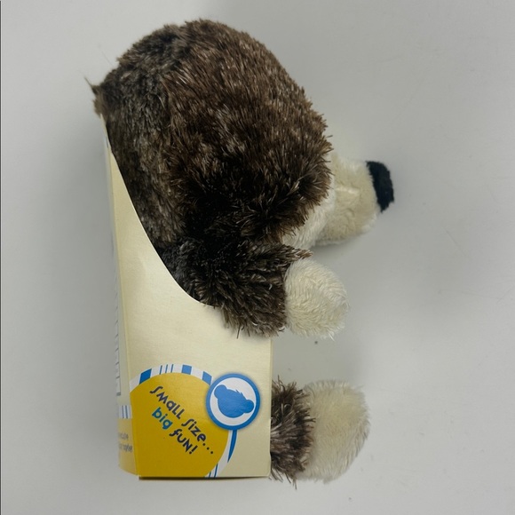 Build-A-Bear Smallfrys Brown and Cream Plush Hedgehog - Picture 5 of 7